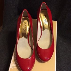 Michael Kors Red Pump